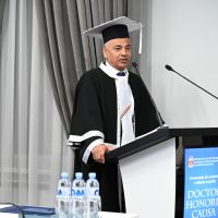 Doctor Honoris Causa Earar Kamel 